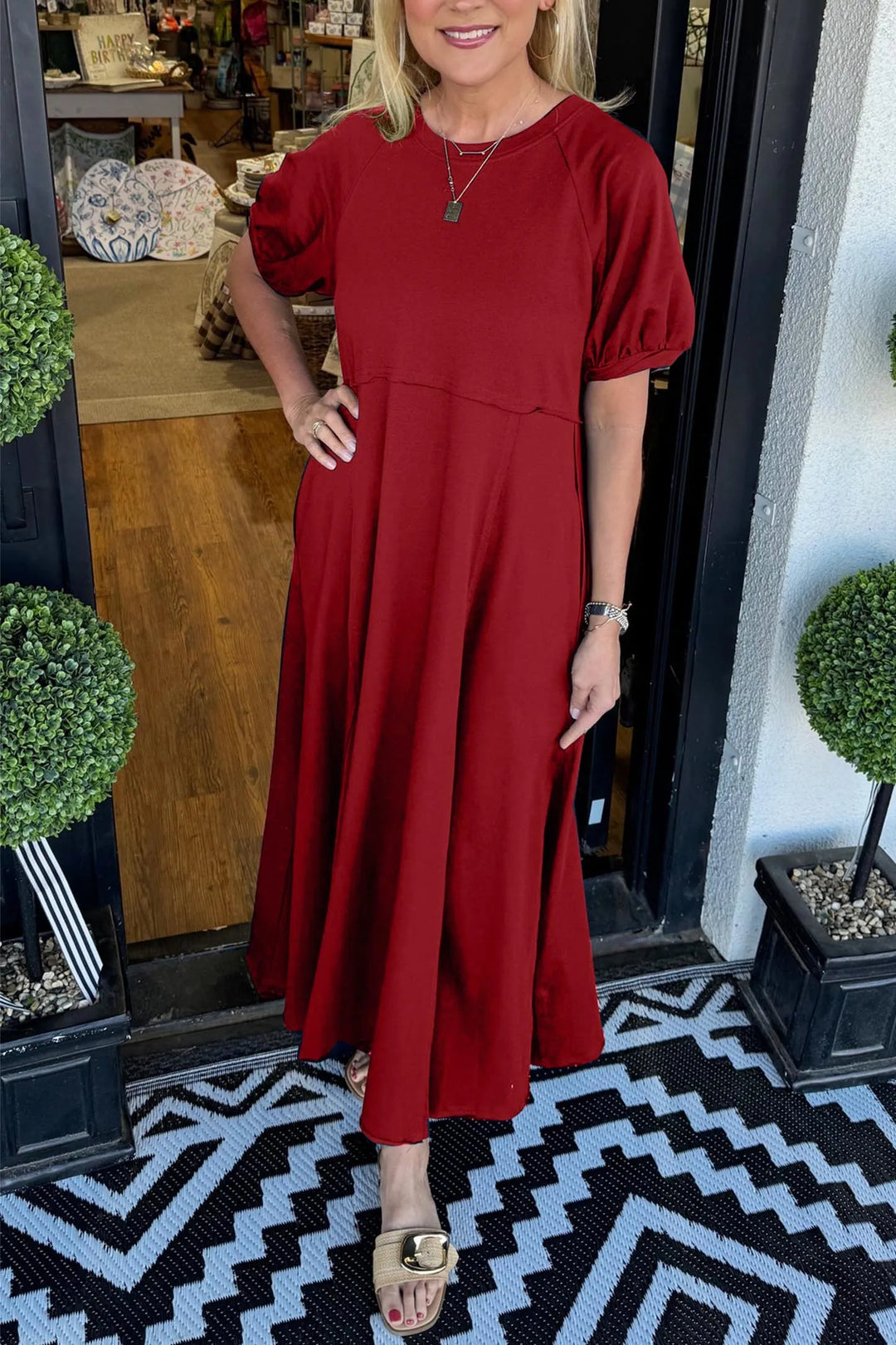 Lesly | Chic Puff Sleeve Round Neck Maxi Dress