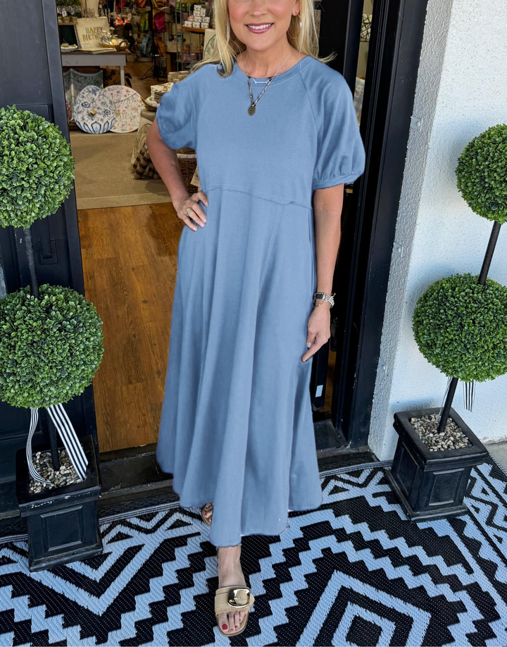 Lesly | Chic Puff Sleeve Round Neck Maxi Dress
