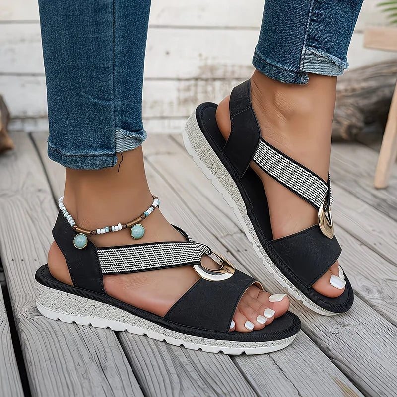 Angel – Flat sandals with metal buckle