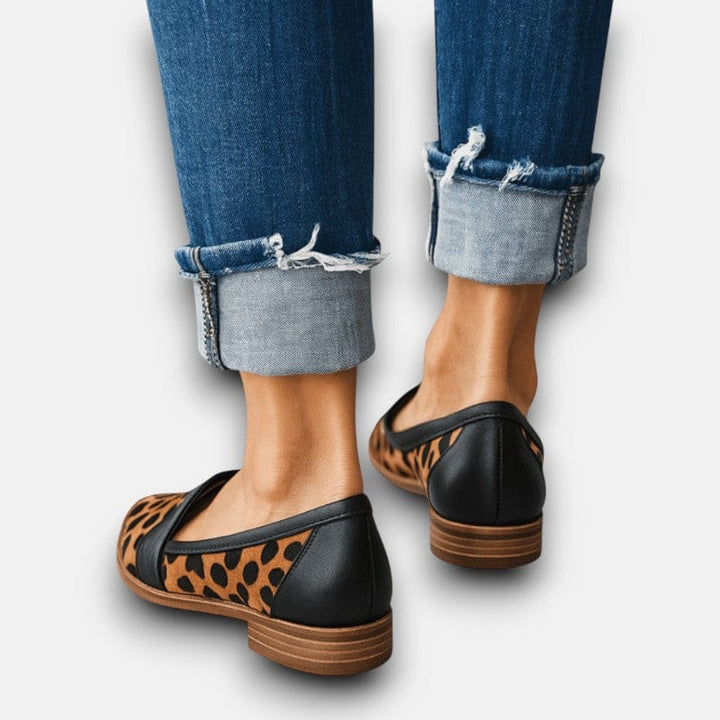 Ellen | Pointed-Toe Loafer