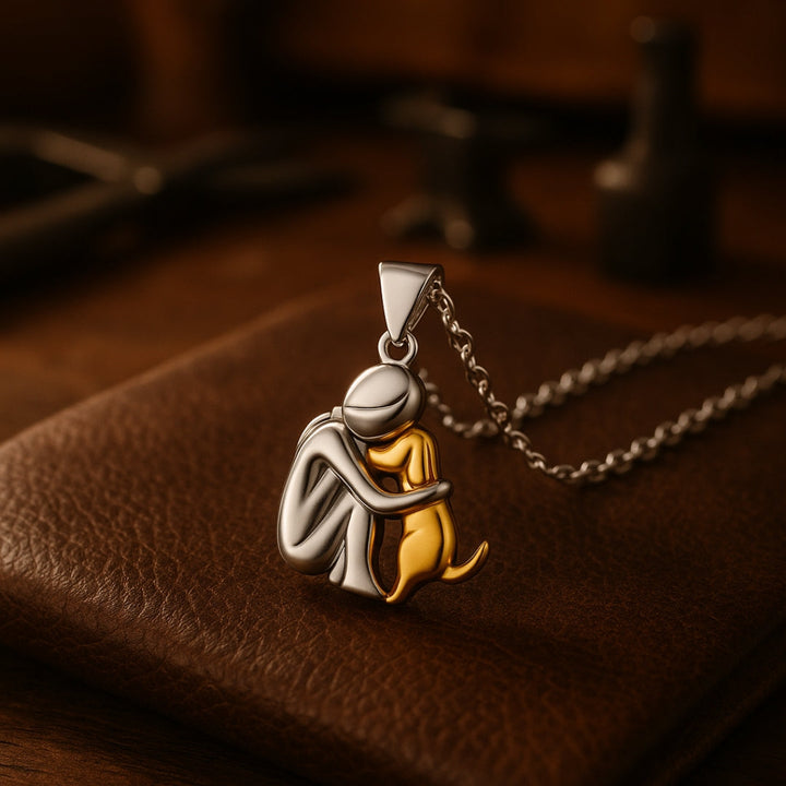 Hug Pendant Necklace