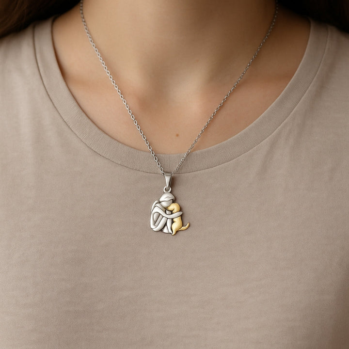 Hug Pendant Necklace