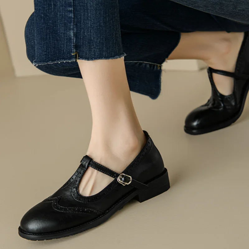 Clara | Elegant Comfort Mary Janes